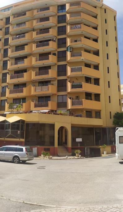 Daloba House Lägenhet Costa de Caparica Exteriör bild