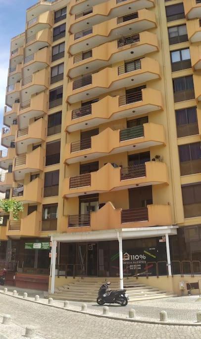 Daloba House Lägenhet Costa de Caparica Exteriör bild